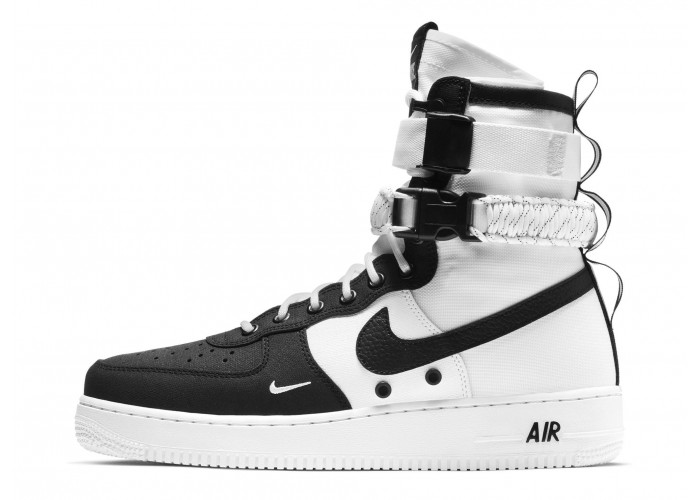 Кроссовки  Nike SF-Air Force 1 Белый/Черный