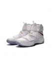 Мужские кроссовки Nike Lebron Soldier 10 (белый)